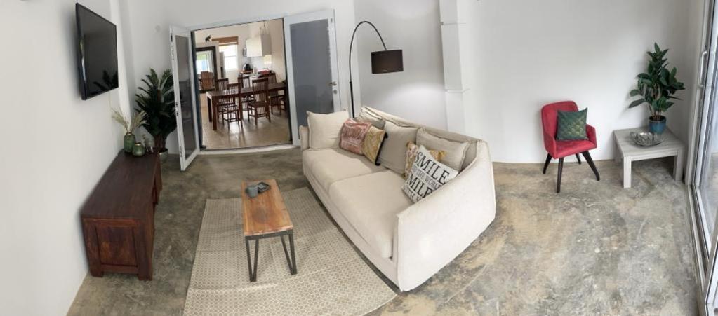 Villa Susanna 3 Bedroom 2 Bathroom House Sleeps 6Plus วิลเลมสตัด ภายนอก รูปภาพ
